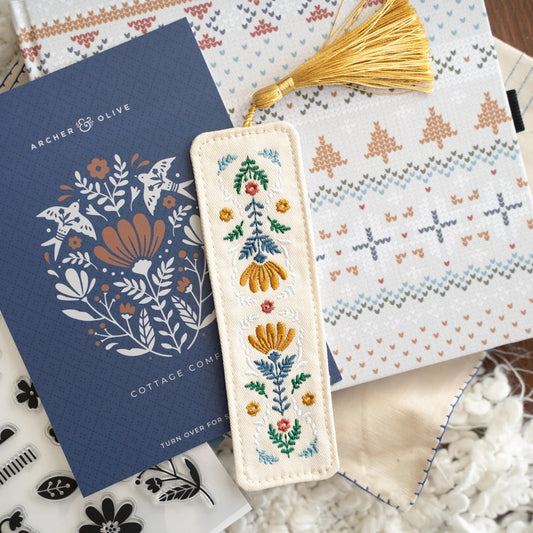 Cottage Comfort - December 2024 Subscription Box