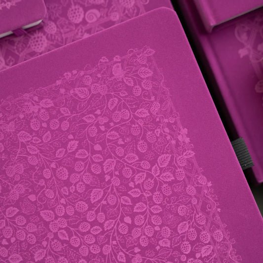 B6 Berries and Vine - Dot Grid Notebook