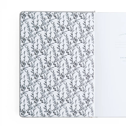 TN Radiant Raccoon - Traveler's Dot Grid Notebook